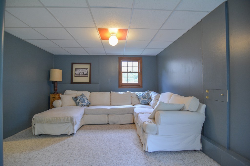27 Thorndike Road North Andover, MA 01845 - Photo 26 of 29 Gallery Image 26