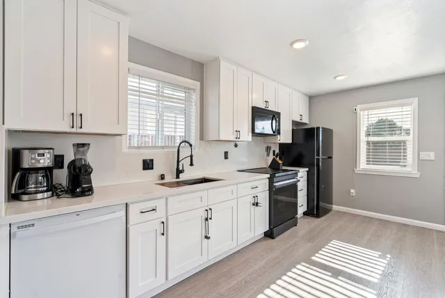 $695,000 | 1941 101st Avenue, Oakland, CA 94603