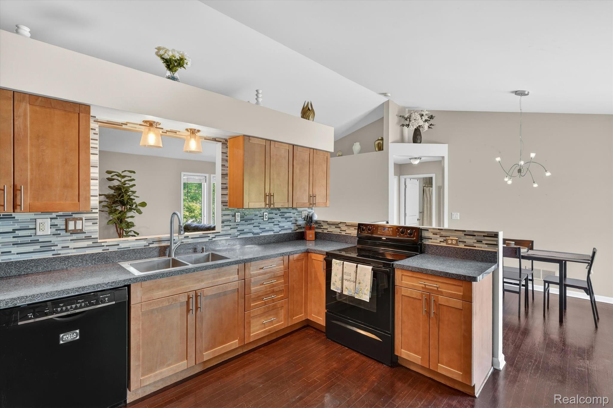 4966 Mack Road Howell, MI 48855 - Photo 10 of 44 13-4966-Mack-Rd-Windowstill.jpg