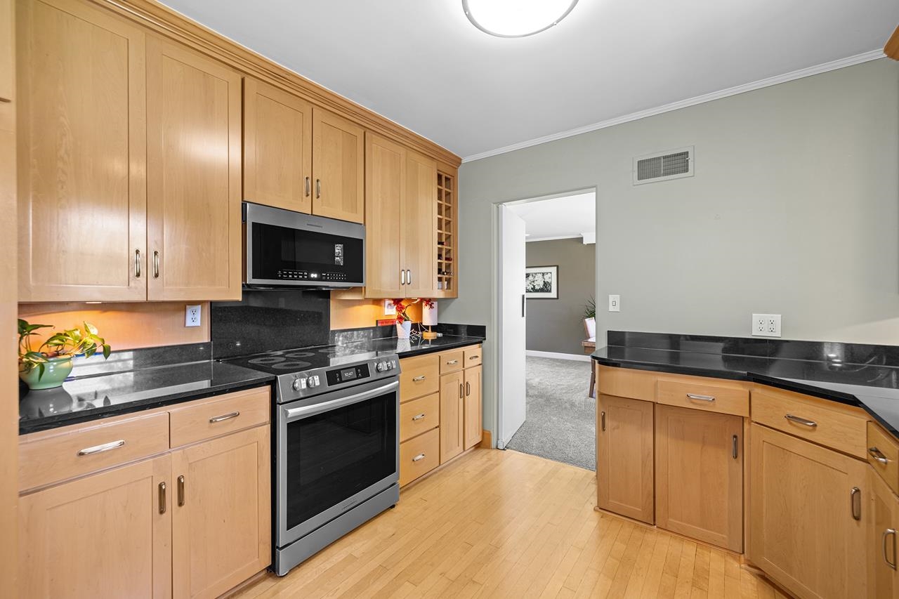 910 North 13th Street Wausau, WI 54403 - Photo 16 of 58