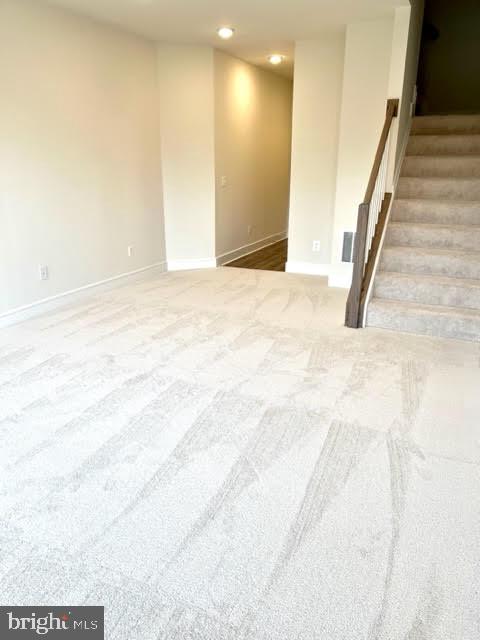 43264 Farringdon Square Ashburn, VA 20148 - Photo 5 of 27 a view of an empty room