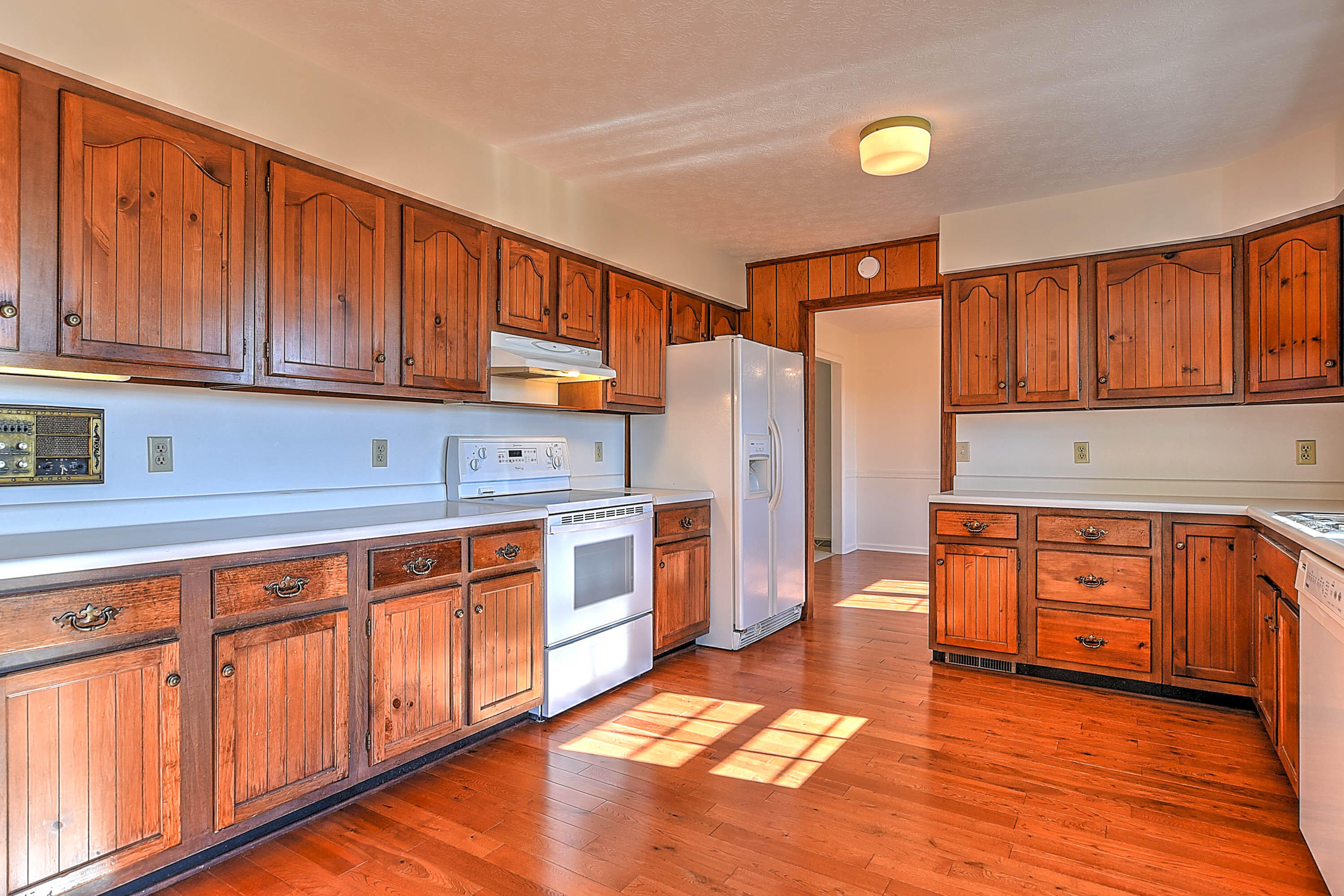 151 White Road Greeneville, TN 37745 - Photo 12 of 36 12