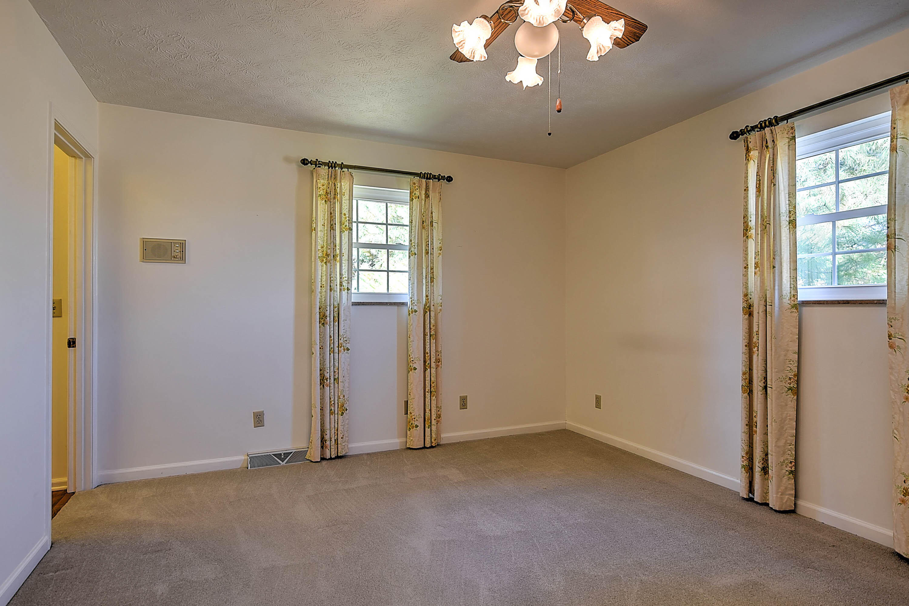 151 White Road Greeneville, TN 37745 - Photo 19 of 36 19