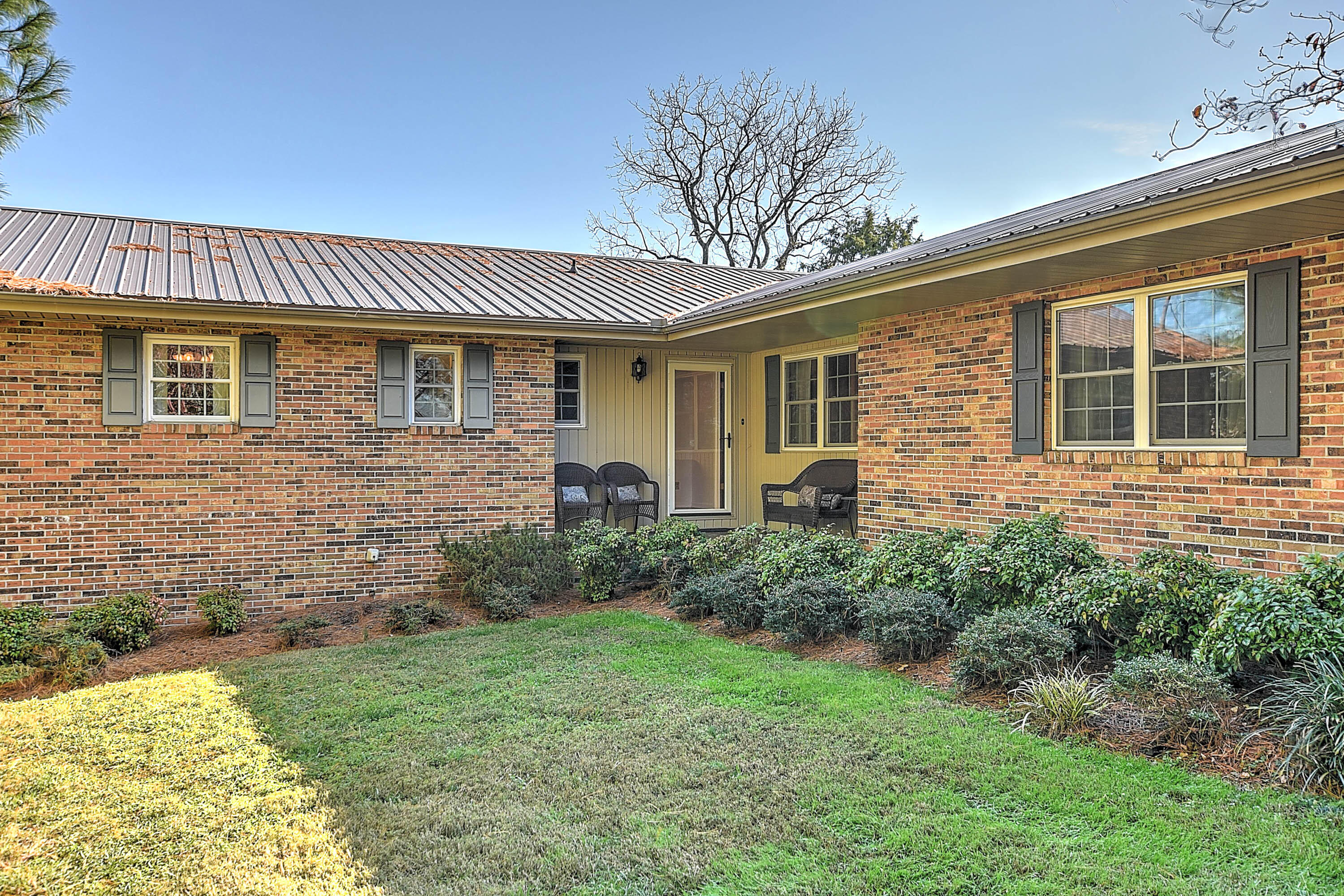 151 White Road Greeneville, TN 37745 - Photo 3 of 36 3