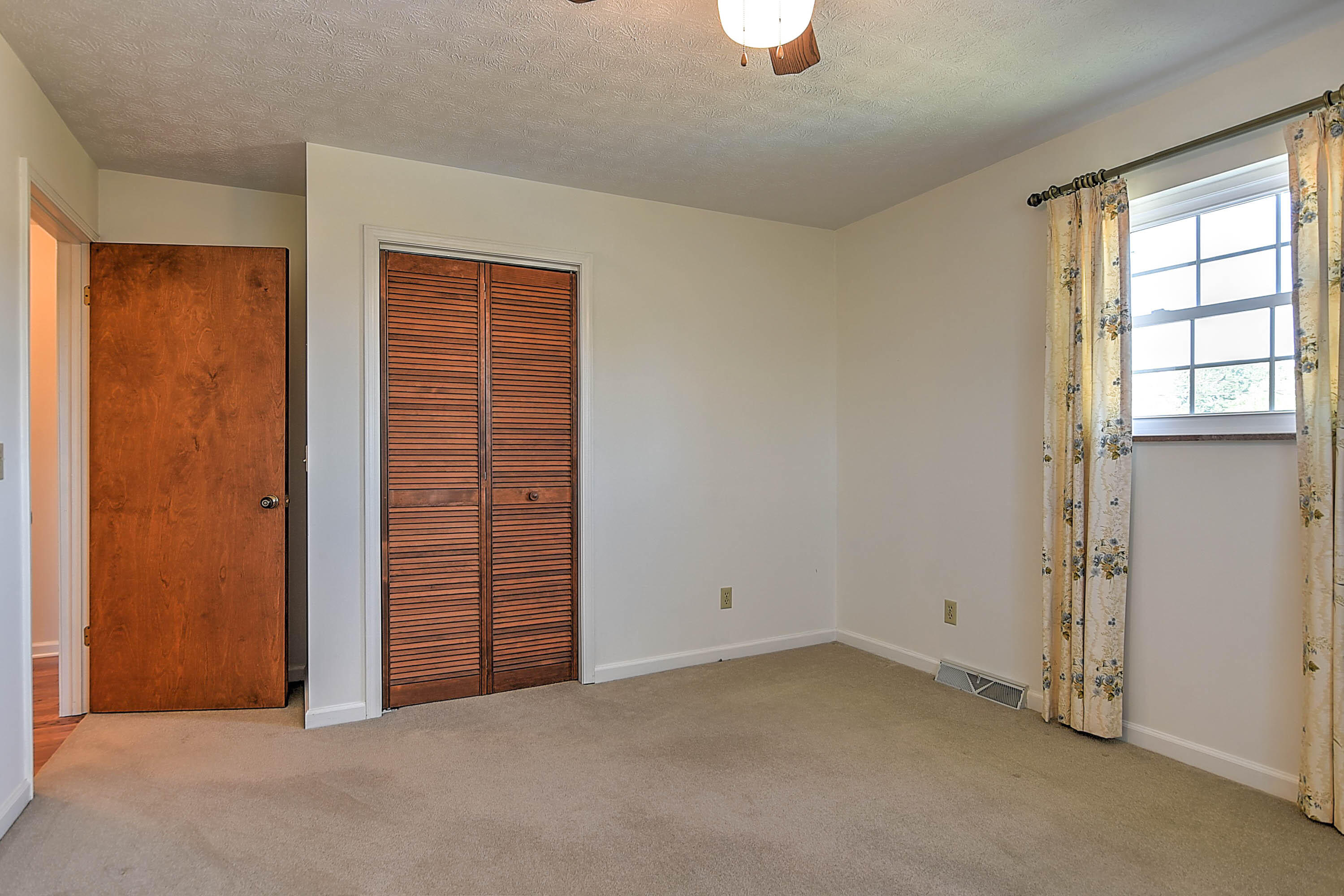 151 White Road Greeneville, TN 37745 - Photo 23 of 36 23