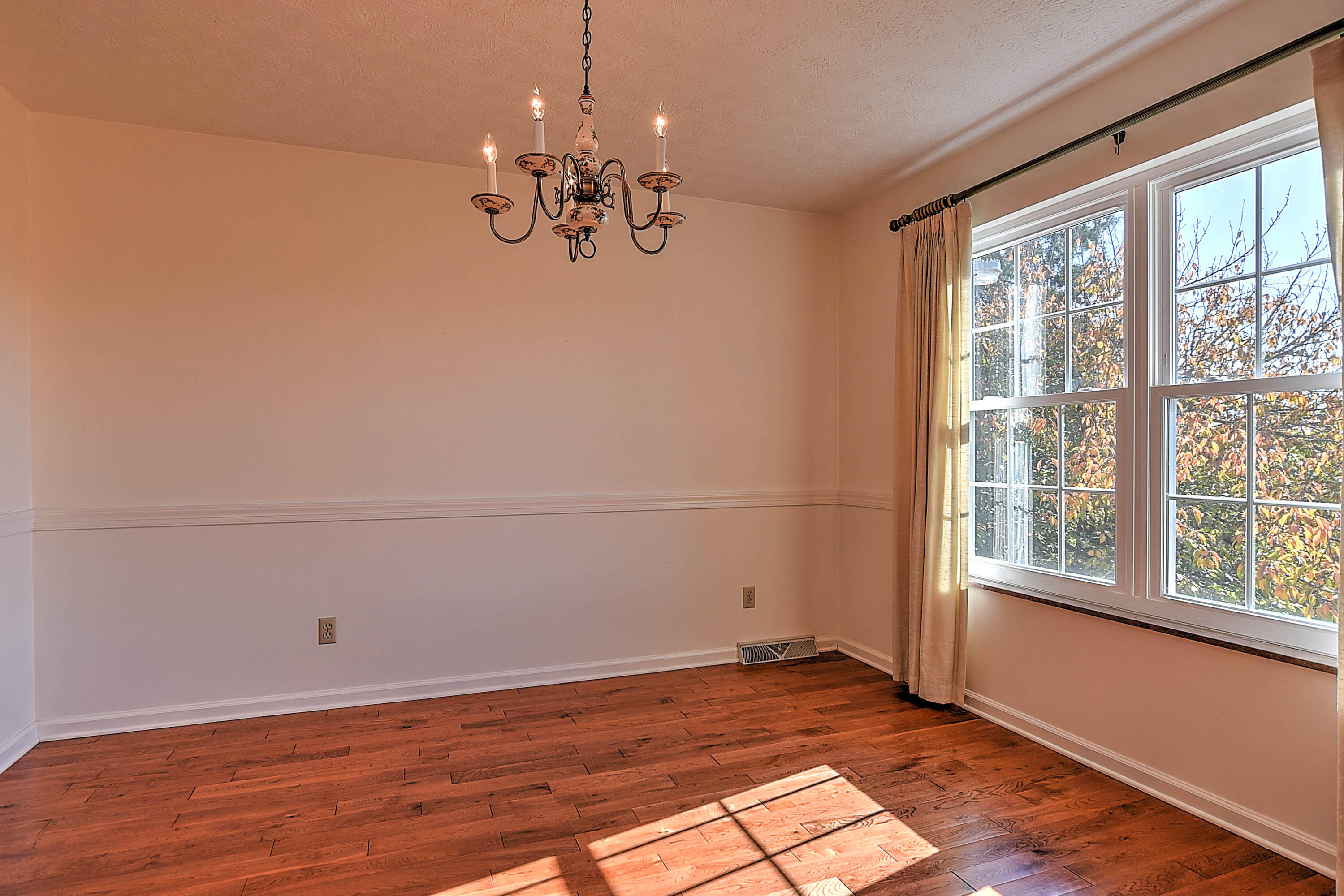 151 White Road Greeneville, TN 37745 - Photo 9 of 36 9