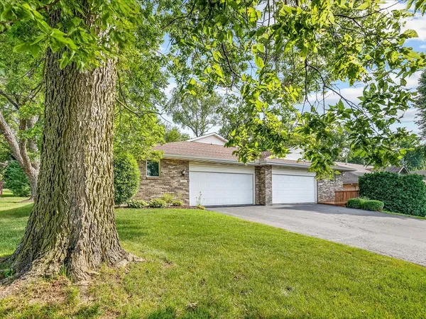 $264,900 | 6616 Sandalwood Close, Rockford, IL 61108