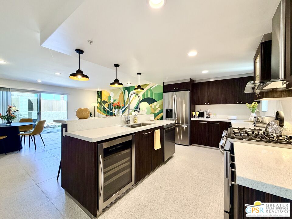 588 East San Lorenzo Road, Unit 104 Palm Springs, CA 92264 - Photo 4 of 73