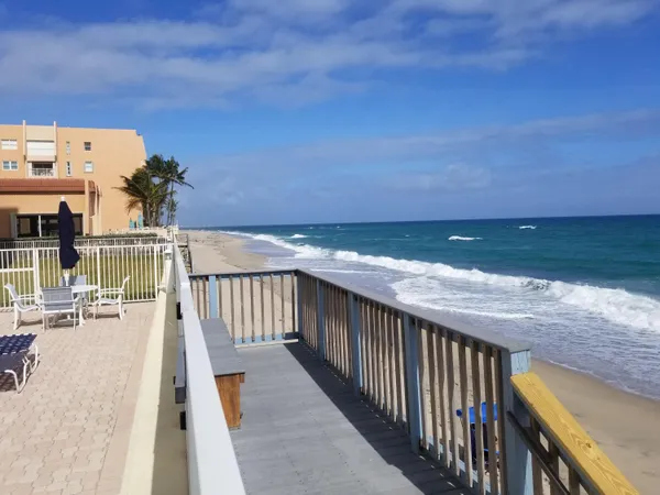 $2,000 | 3540 South Ocean Boulevard, Unit 114, South Palm Beach, FL 33480