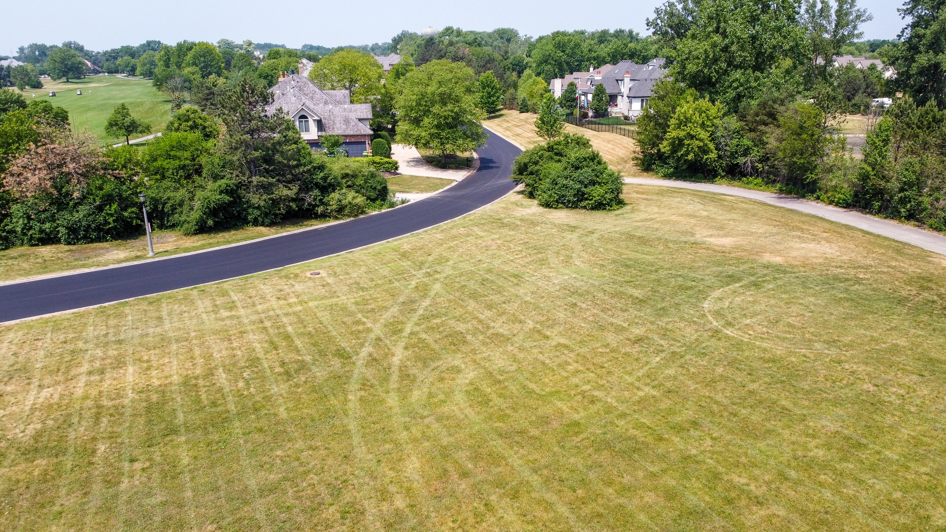 70 Ruffled Feathers Drive Lemont, IL 60439 - Photo 4 of 11 Gallery Image 4