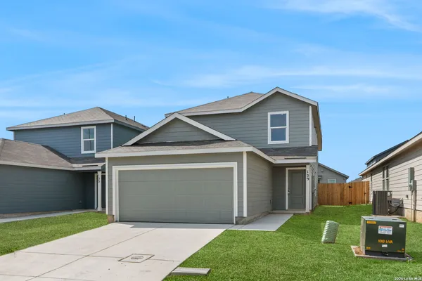 $1,850 | 129 Pastar Falls, Seguin, TX 78155