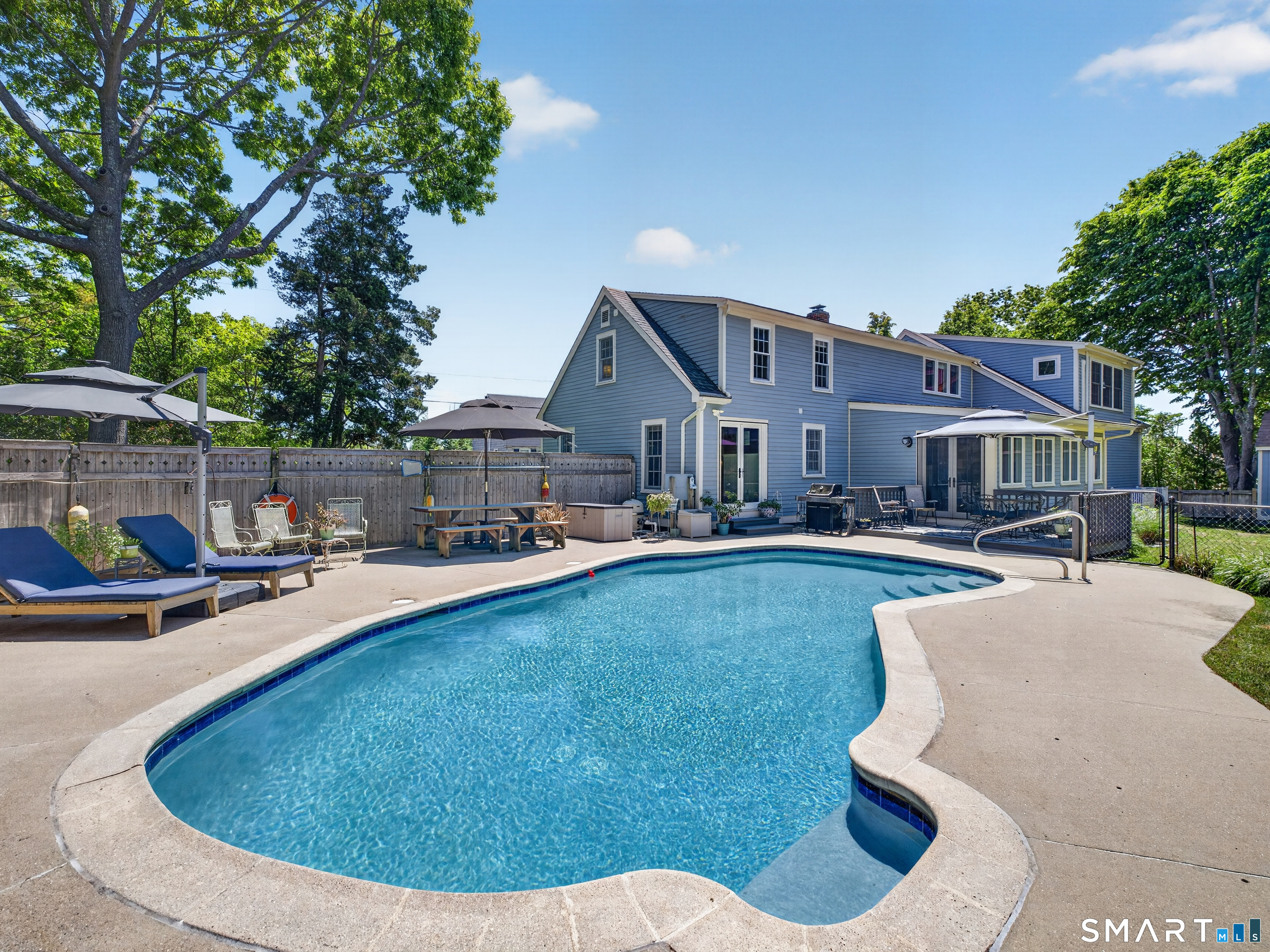 82 Pratt Road Clinton, CT 06413 - Photo 30 of 40 Salt water gunite pool