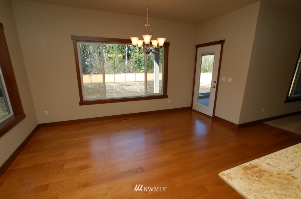 8839 Fox Ridge Lane Southeast Olympia, WA 98513 - Photo 11 of 12 Gallery Image 11