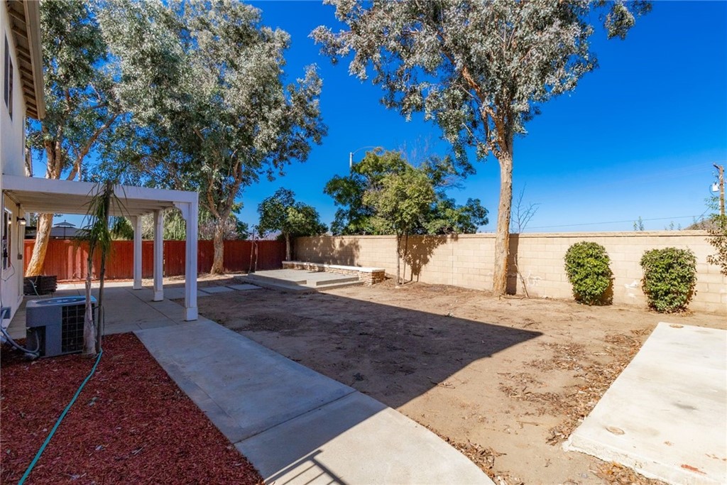 28346 Saddlecrest Street Menifee, CA 92585 - Photo 31 of 35 a view of a backyard
