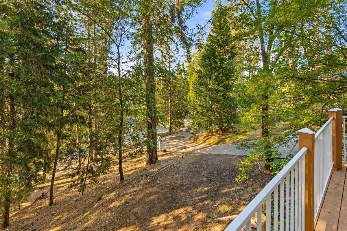 11521 Ragan Way Grass Valley, CA 95949 - Photo 27 of 37