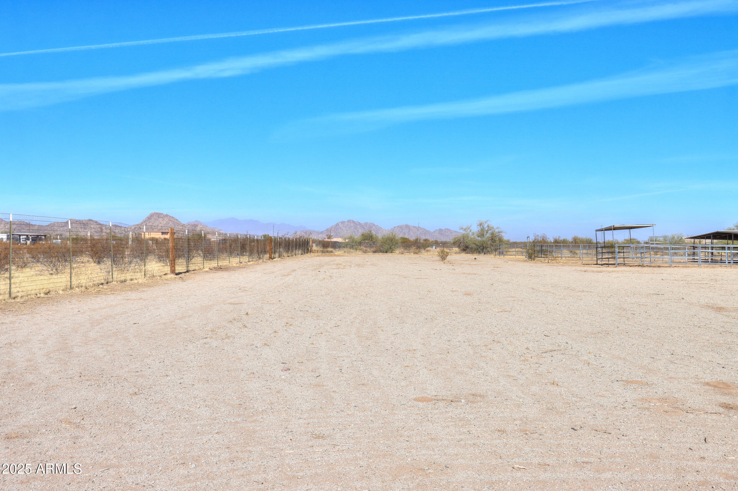 53129 West Badger Road Maricopa, AZ 85139 - Photo 31 of 48 06