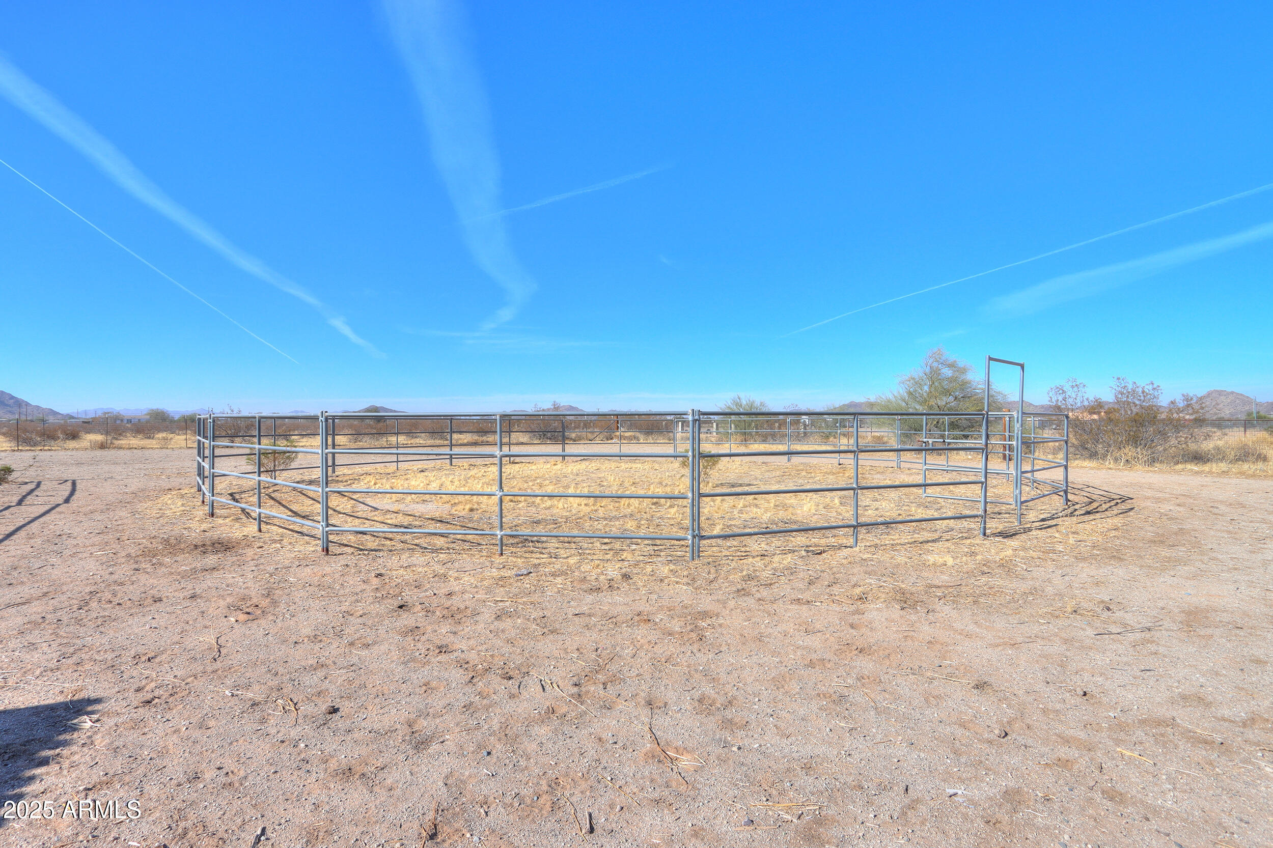 53129 West Badger Road Maricopa, AZ 85139 - Photo 35 of 48 10