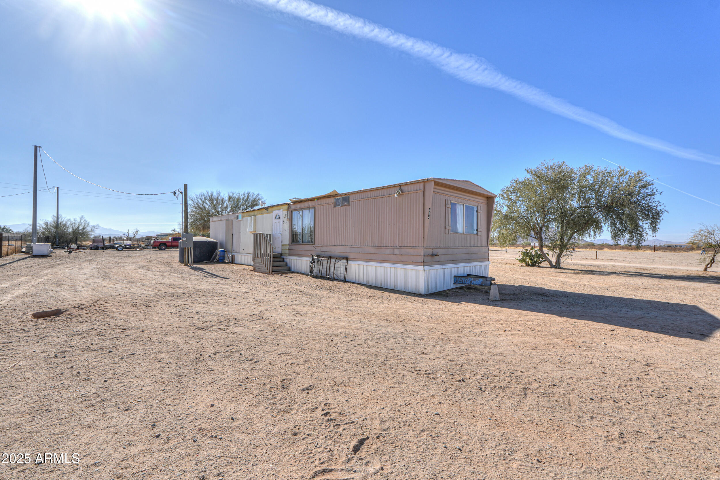 53129 West Badger Road Maricopa, AZ 85139 - Photo 6 of 48 18