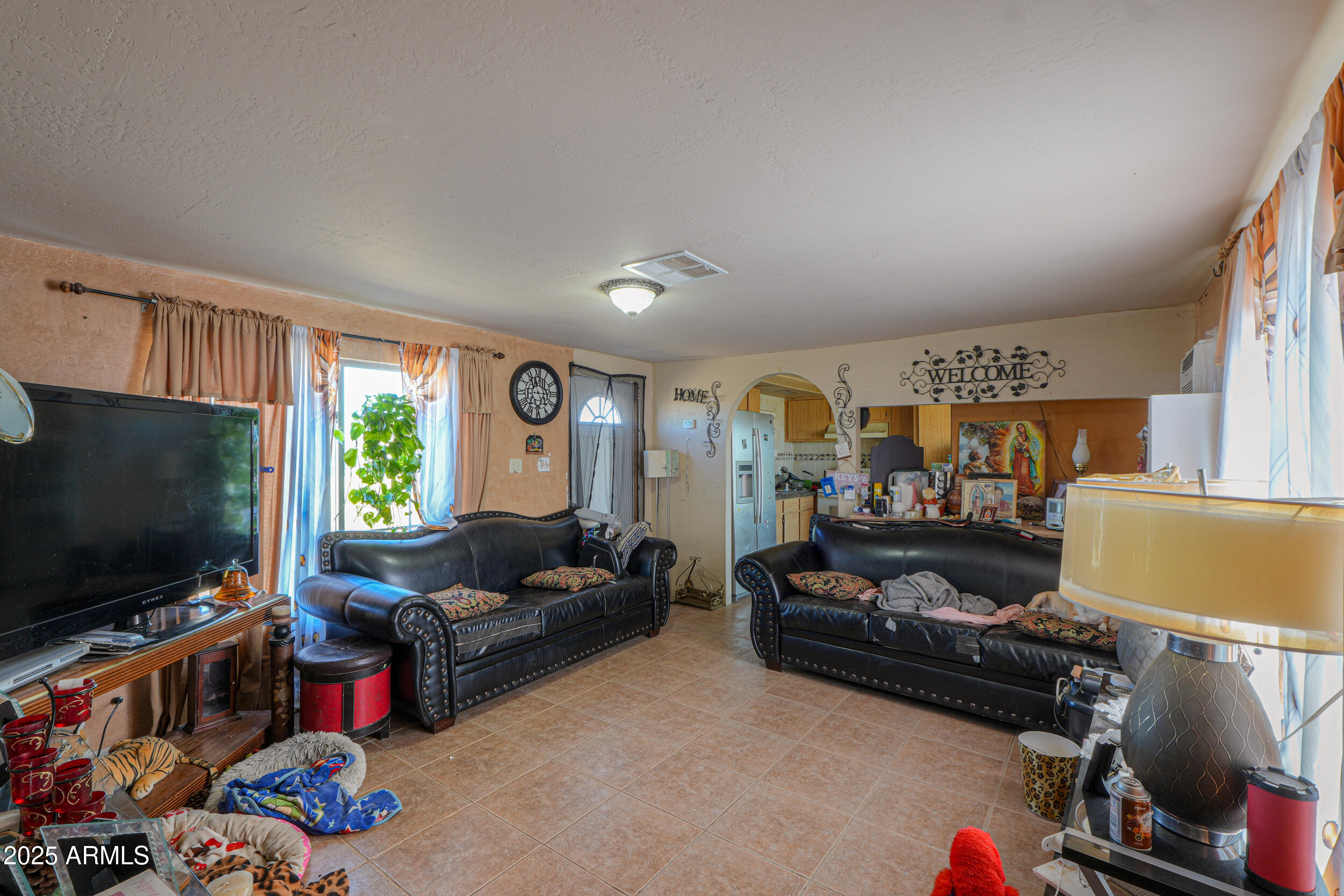 53129 West Badger Road Maricopa, AZ 85139 - Photo 10 of 48 70