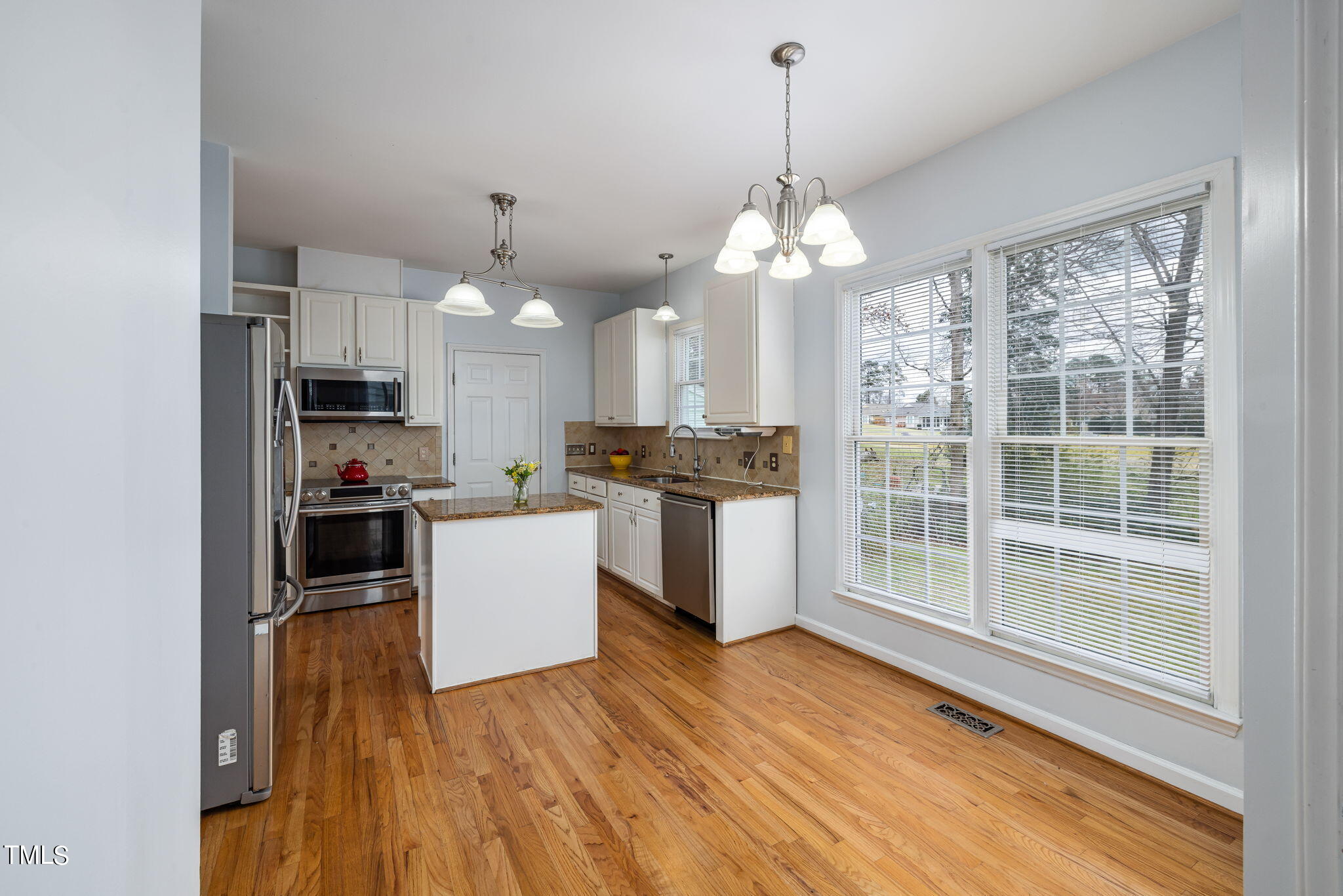 2004 Haig Point Way Raleigh, NC 27604 - Photo 12 of 40 12-web-or-mls-7K5A4227