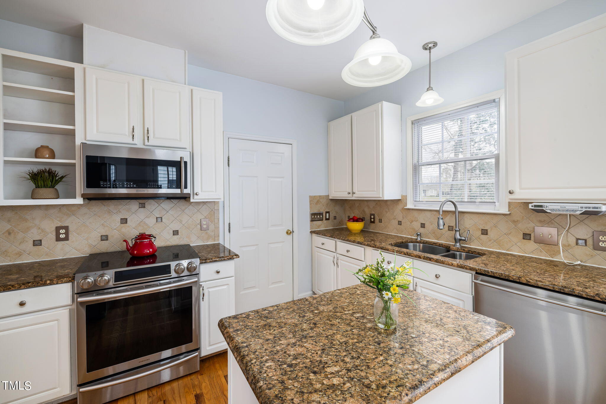 2004 Haig Point Way Raleigh, NC 27604 - Photo 14 of 40 14-web-or-mls-7K5A4237