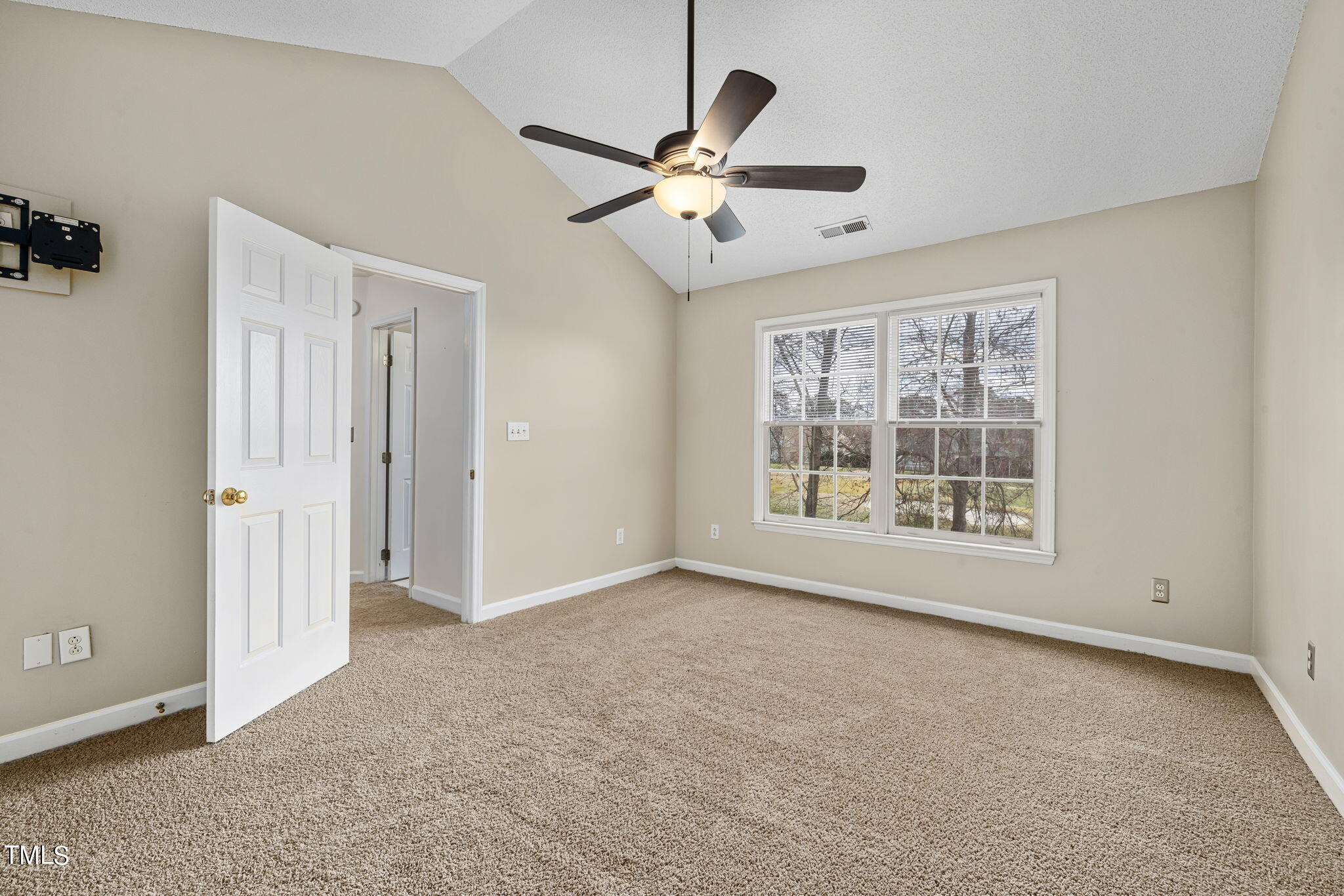 2004 Haig Point Way Raleigh, NC 27604 - Photo 18 of 40 18-web-or-mls-7K5A4129