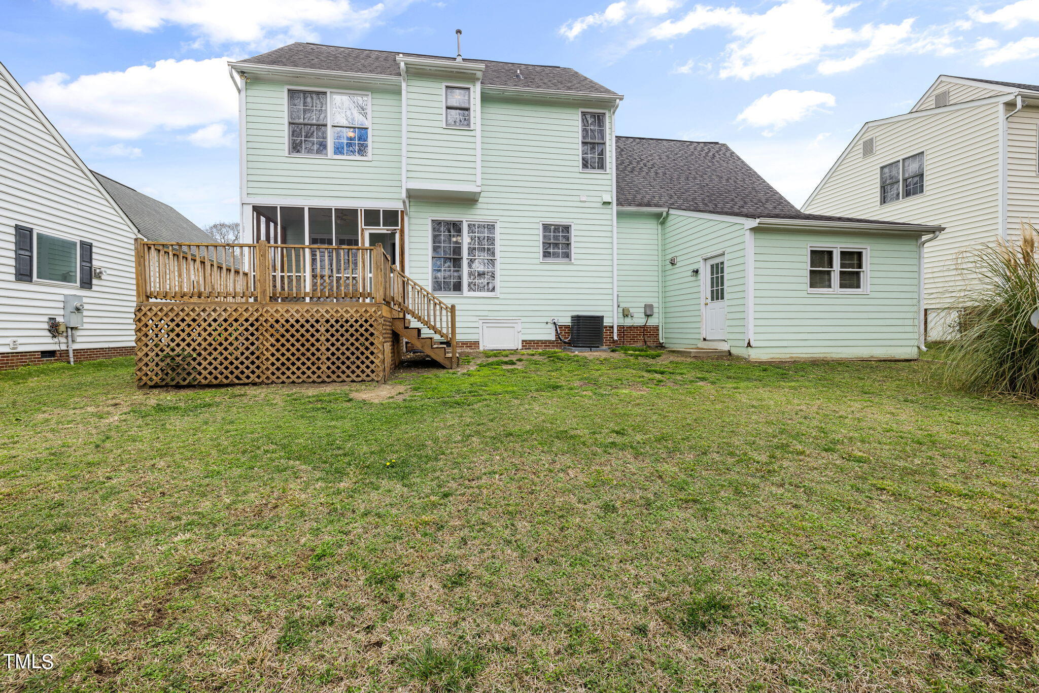 2004 Haig Point Way Raleigh, NC 27604 - Photo 34 of 40 34-web-or-mls-7K5A4181