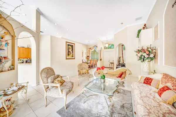 $999,900 | 6169 Northwest 53rd Circle, Coral Springs, FL 33067