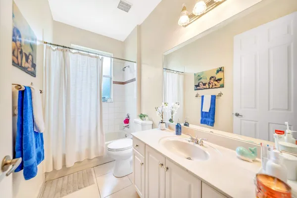 $999,900 | 6169 Northwest 53rd Circle, Coral Springs, FL 33067