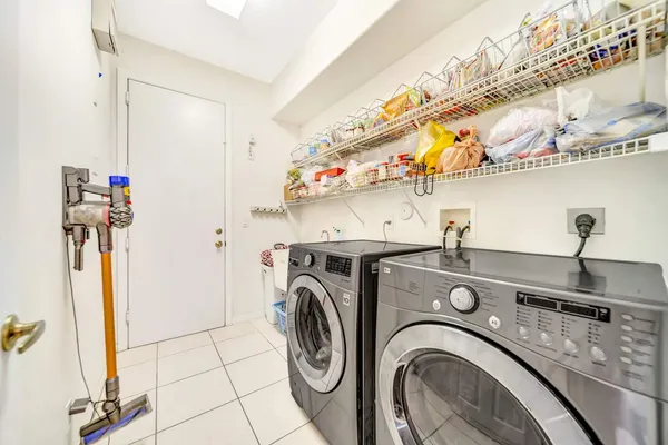 $999,900 | 6169 Northwest 53rd Circle, Coral Springs, FL 33067