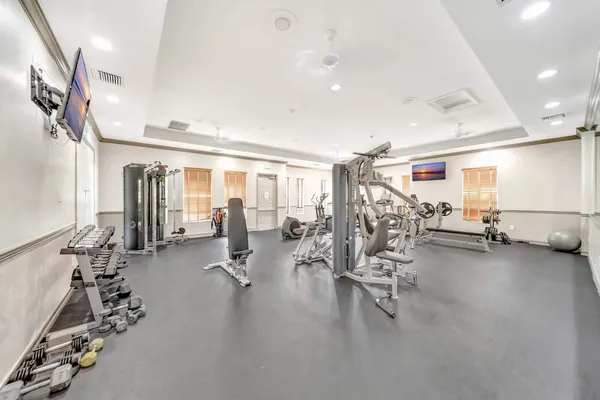 $999,900 | 6169 Northwest 53rd Circle, Coral Springs, FL 33067