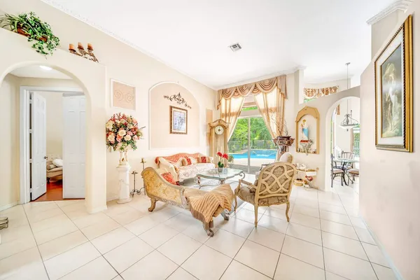 $999,900 | 6169 Northwest 53rd Circle, Coral Springs, FL 33067