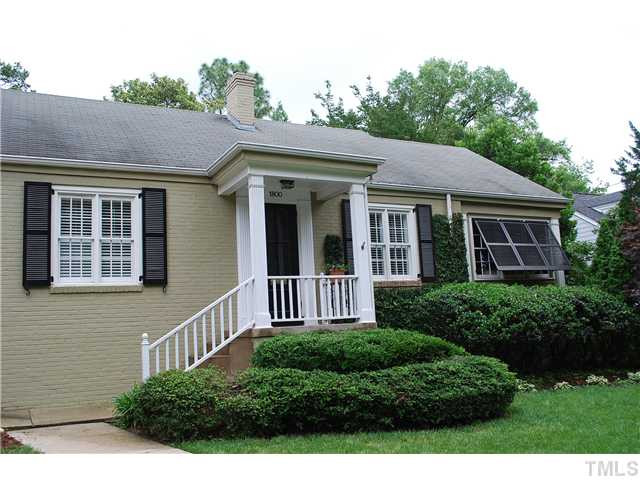 1800 Pineview Street Raleigh, NC 27608 - Photo 22 of 25 Exterior Front