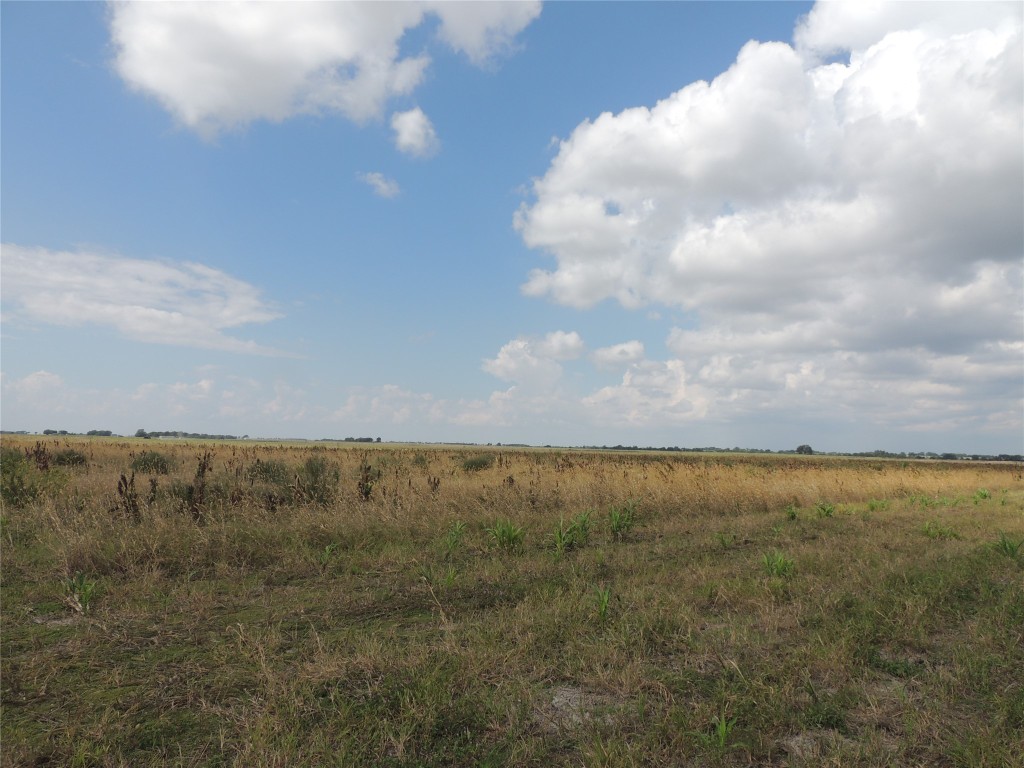 3402 County Road 405 Taylor, TX 76574 - Photo 15 of 23 a view of an ocean