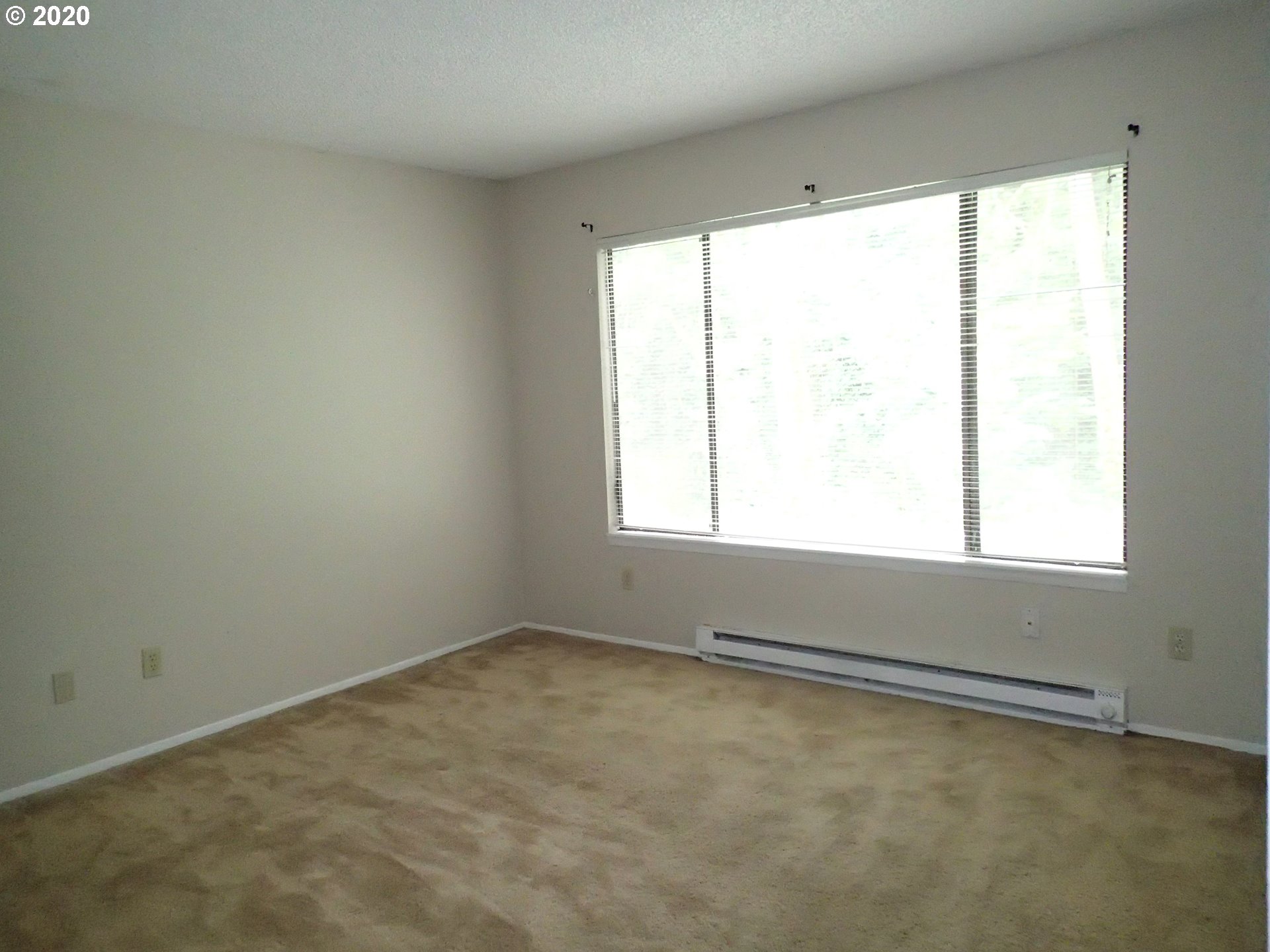 7554 Southwest Barnes Road, Unit D Portland, OR 97225 - Photo 12 of 16 Gallery Image 12
