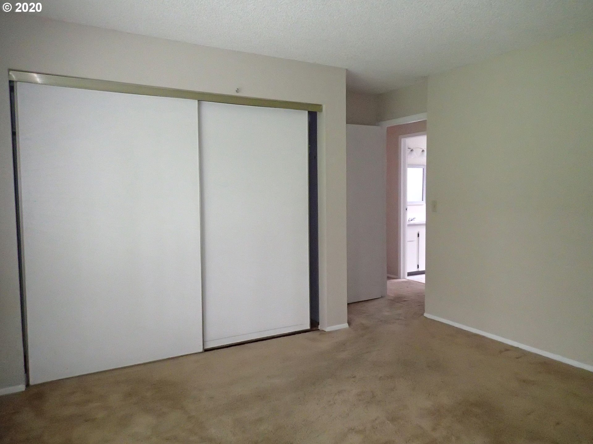 7554 Southwest Barnes Road, Unit D Portland, OR 97225 - Photo 13 of 16 Gallery Image 13