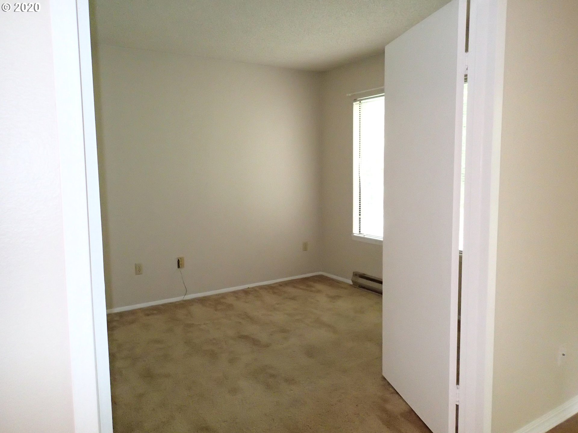 7554 Southwest Barnes Road, Unit D Portland, OR 97225 - Photo 14 of 16 Gallery Image 14