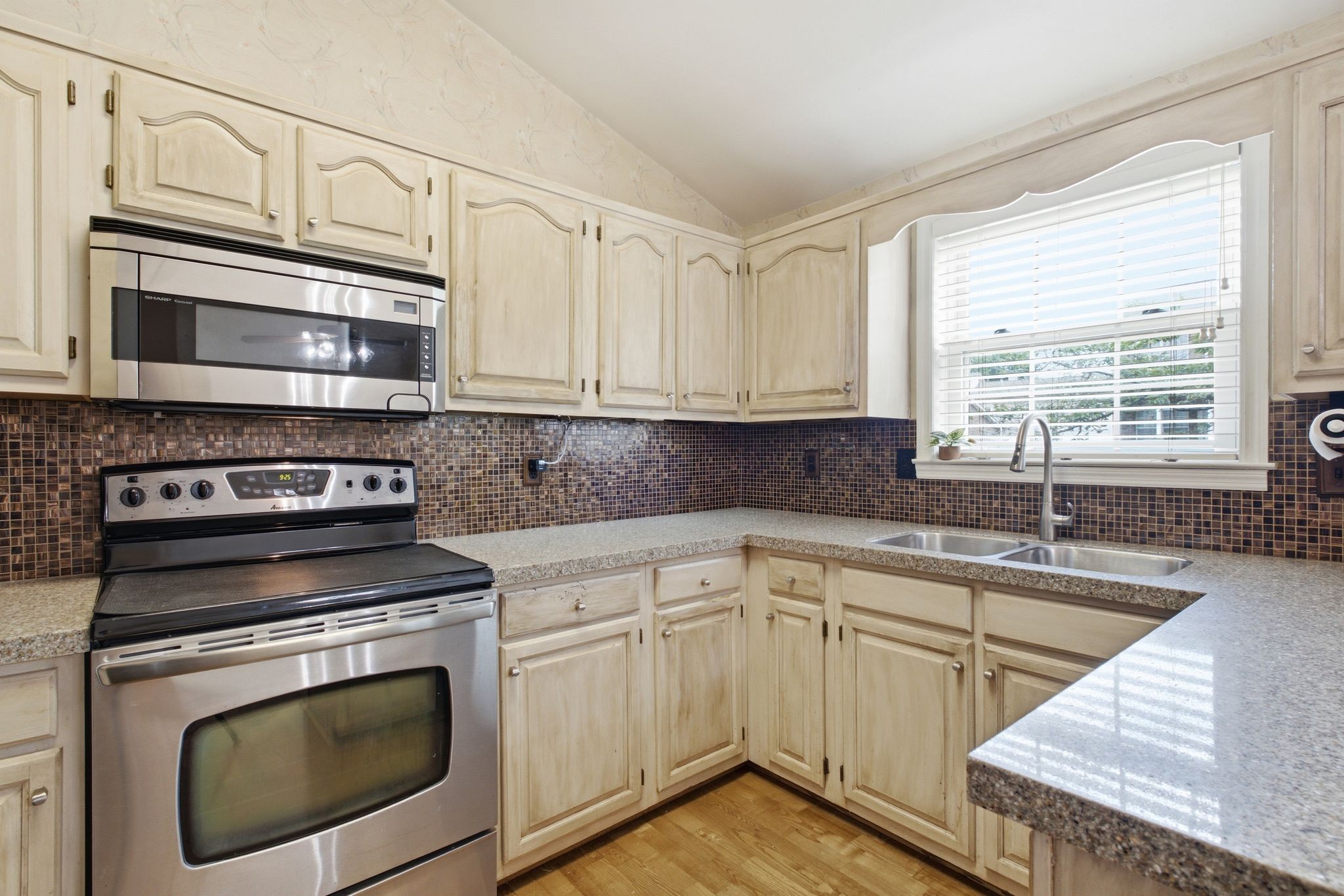 103 Pepper Ridge Circle Antioch, TN 37013 - Photo 8 of 27