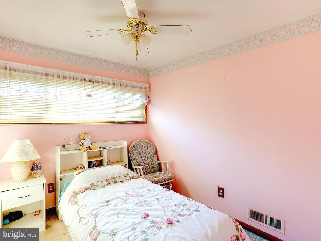 5911 Johnnycake Road Baltimore, MD 21207 - Photo 23 of 30 Bedroom