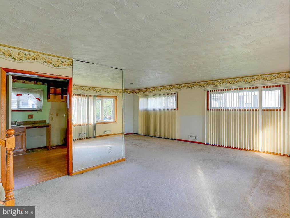 5911 Johnnycake Road Baltimore, MD 21207 - Photo 4 of 30 Interior (General)