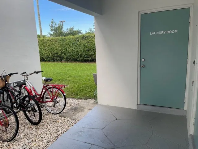 $1,600 | 117 Lake Terrace, Unit F208, Boynton Beach, FL 33426