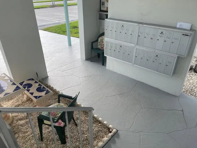 $1,600 | 117 Lake Terrace, Unit F208, Boynton Beach, FL 33426