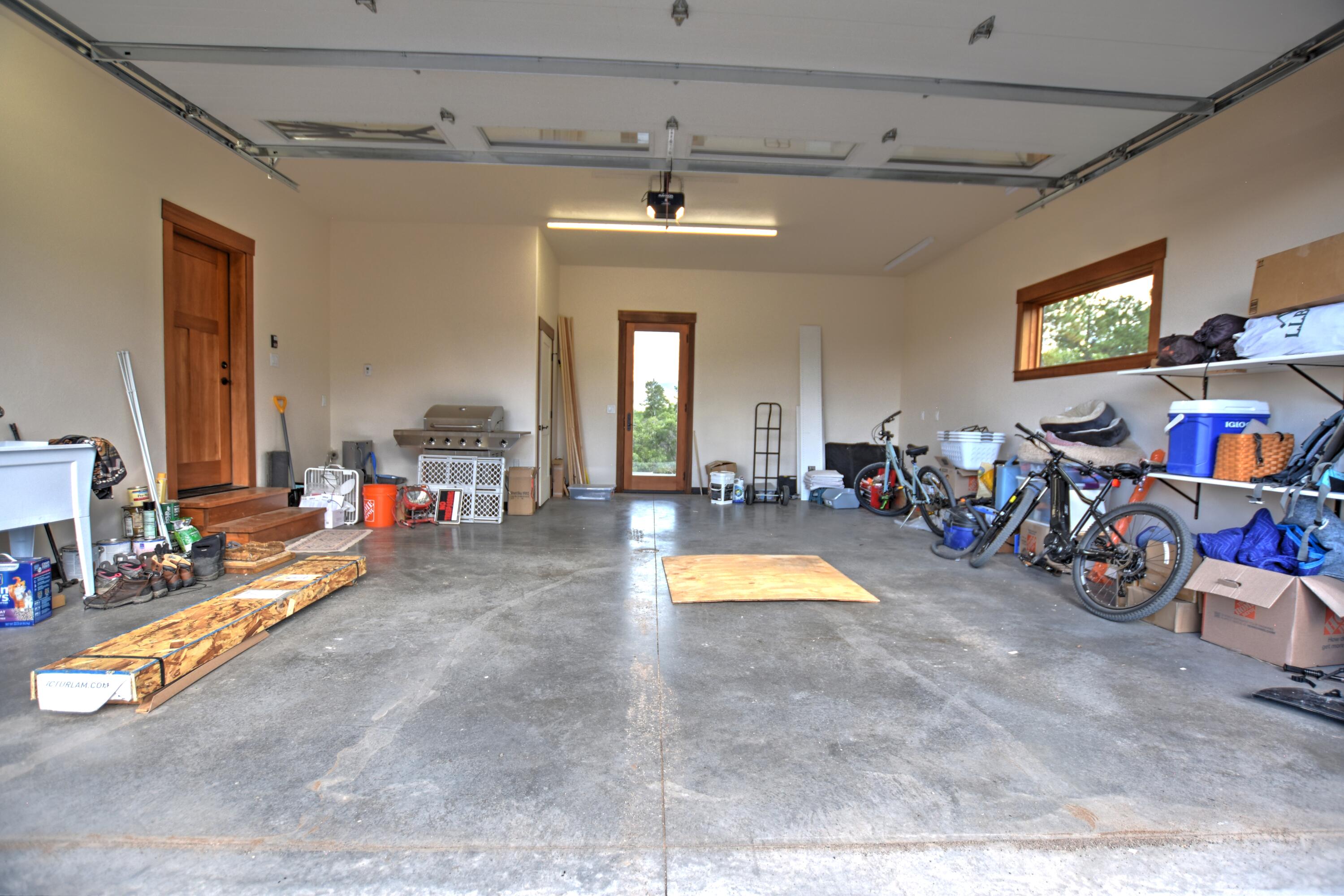10 Valley View Road Ridgway, CO 81432 - Photo 27 of 33 a view of a room with gym equipment