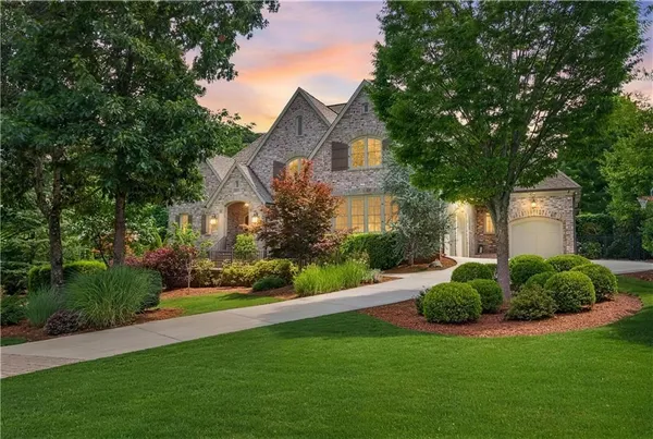 $2,995,000 | 4915 Kettle River Point, Suwanee, GA 30024