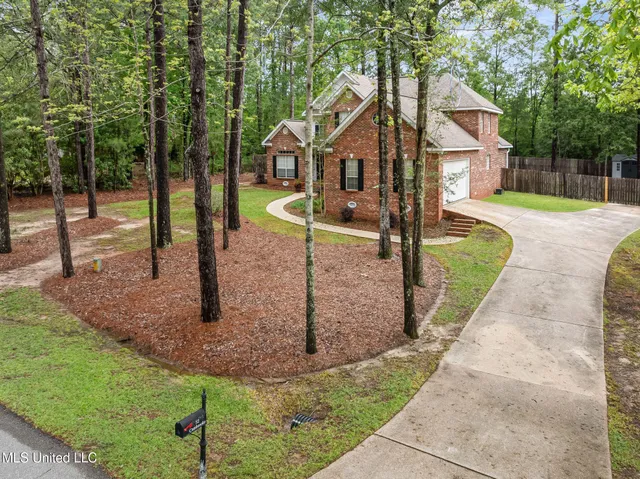 $465,000 | 32 Cambrooke, Hattiesburg, MS 39402