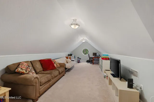 $465,000 | 32 Cambrooke, Hattiesburg, MS 39402