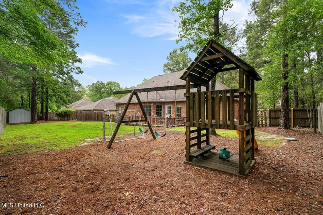 $465,000 | 32 Cambrooke, Hattiesburg, MS 39402