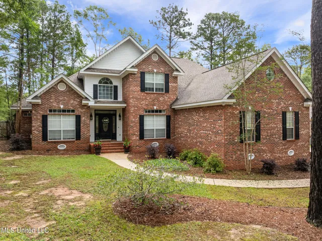 $465,000 | 32 Cambrooke, Hattiesburg, MS 39402