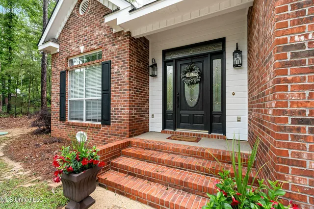 $465,000 | 32 Cambrooke, Hattiesburg, MS 39402