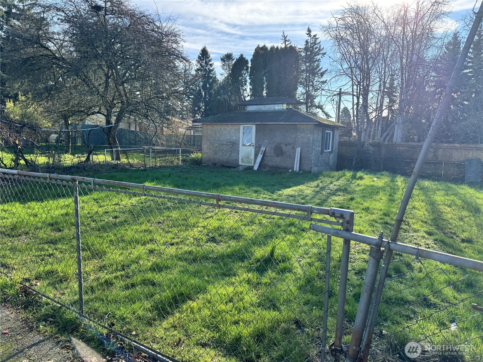 11040 14th Avenue Southwest Seattle, WA 98146 - Photo 4 of 10